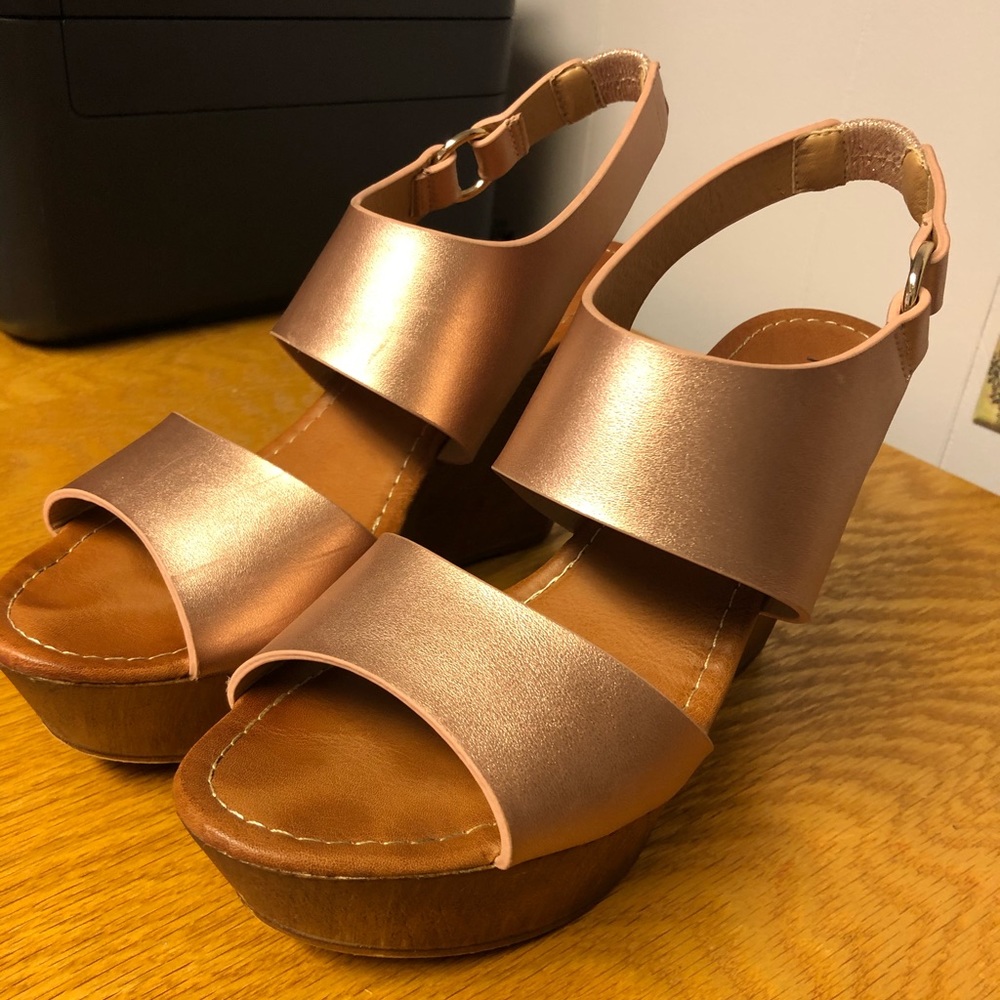 Maurice’s wedges